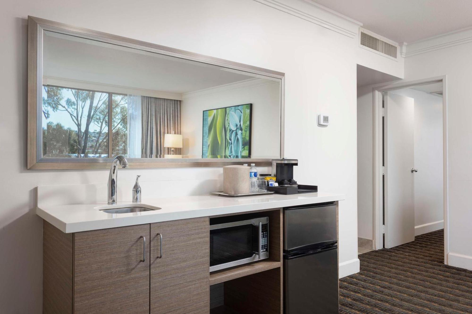 Doubletree By Hilton San Diego Bayside Zewnętrze zdjęcie
